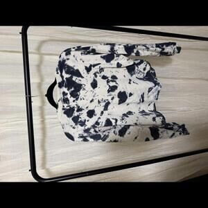 Le Lis Collection Tie-Dye Long Sleeve Top - Size M